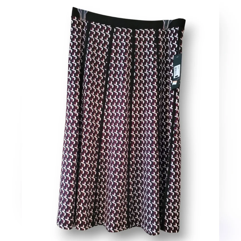 GNW NWT Skirt Flair Black White Red Womens Size S - Picture 2 of 9